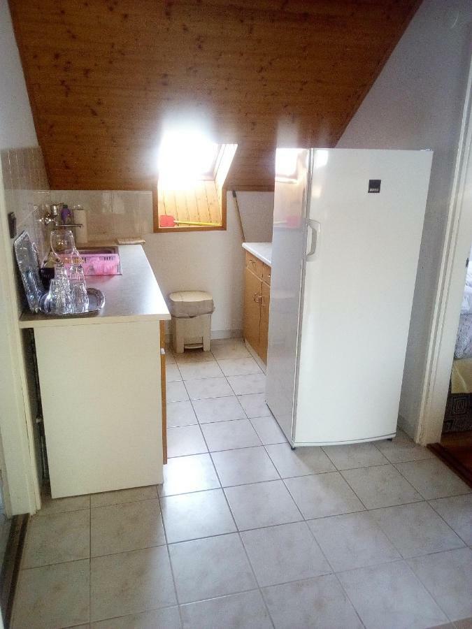 Anna Vendeghaz Hotel Balatonakali Luaran gambar